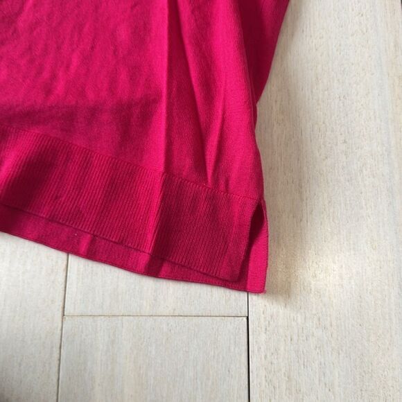 Banana Republic V-Neck Sweater - Picture 4 of 8